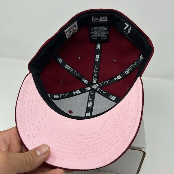 Hat Club Seattle Mariners “Red Velvet” Fitted Hat Size 7 3/8 - Picture 5 of 6